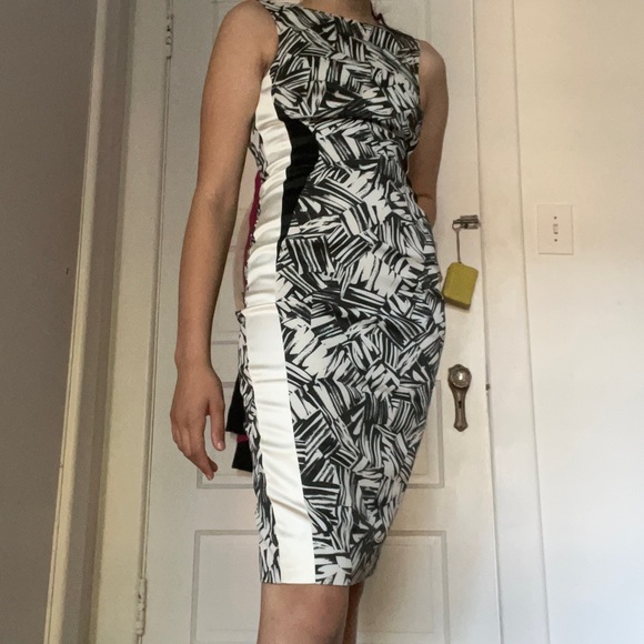 Karen millen NWOT not sold anymore women size 2 - Picture 10 of 10